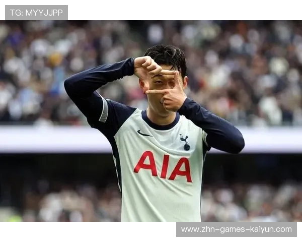 热刺短传配合到位，孙兴慜倒脚引爆全场